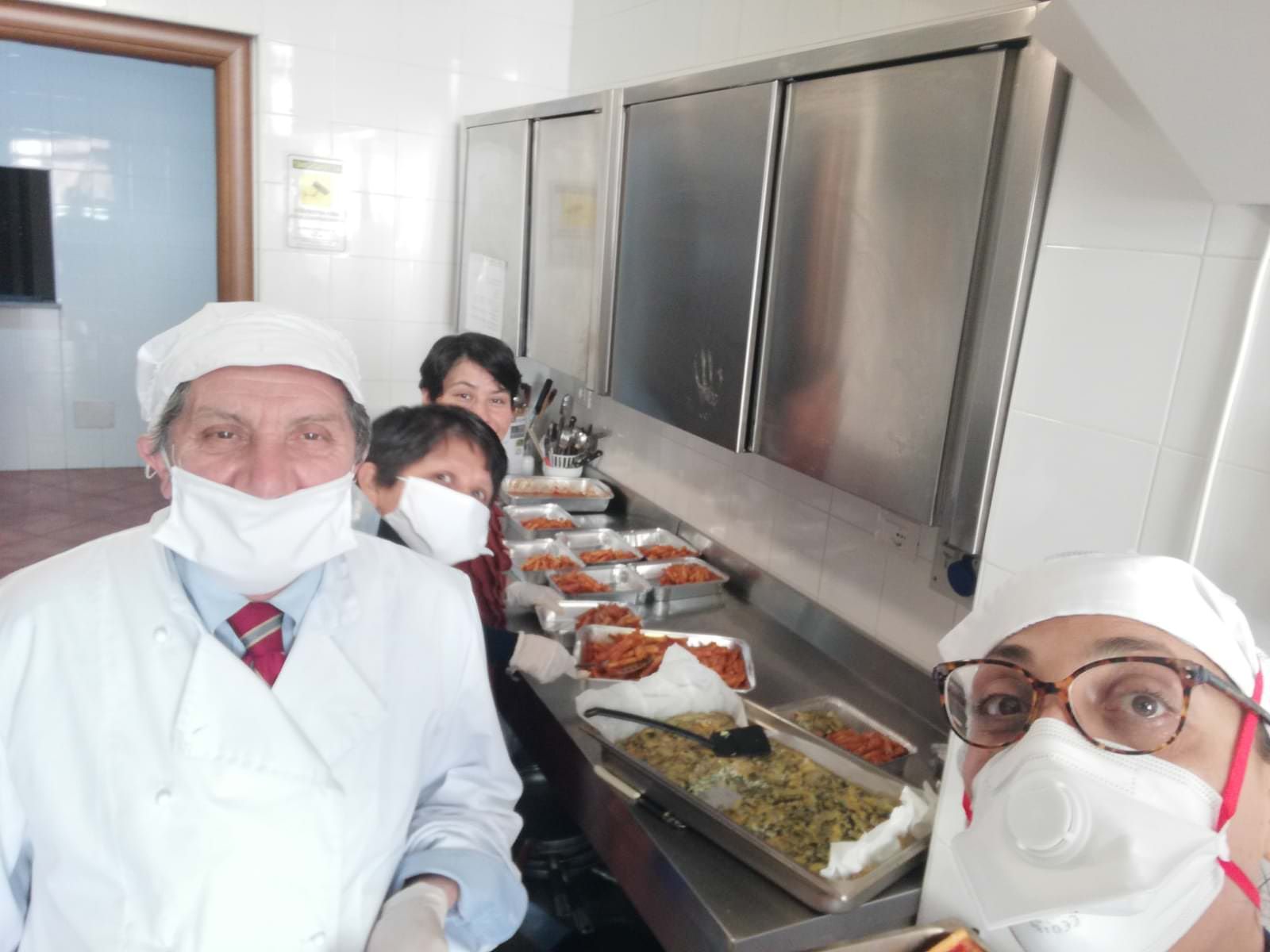 Coronavirus, l’emergenza nell’emergenza: prendersi cura dei più deboli