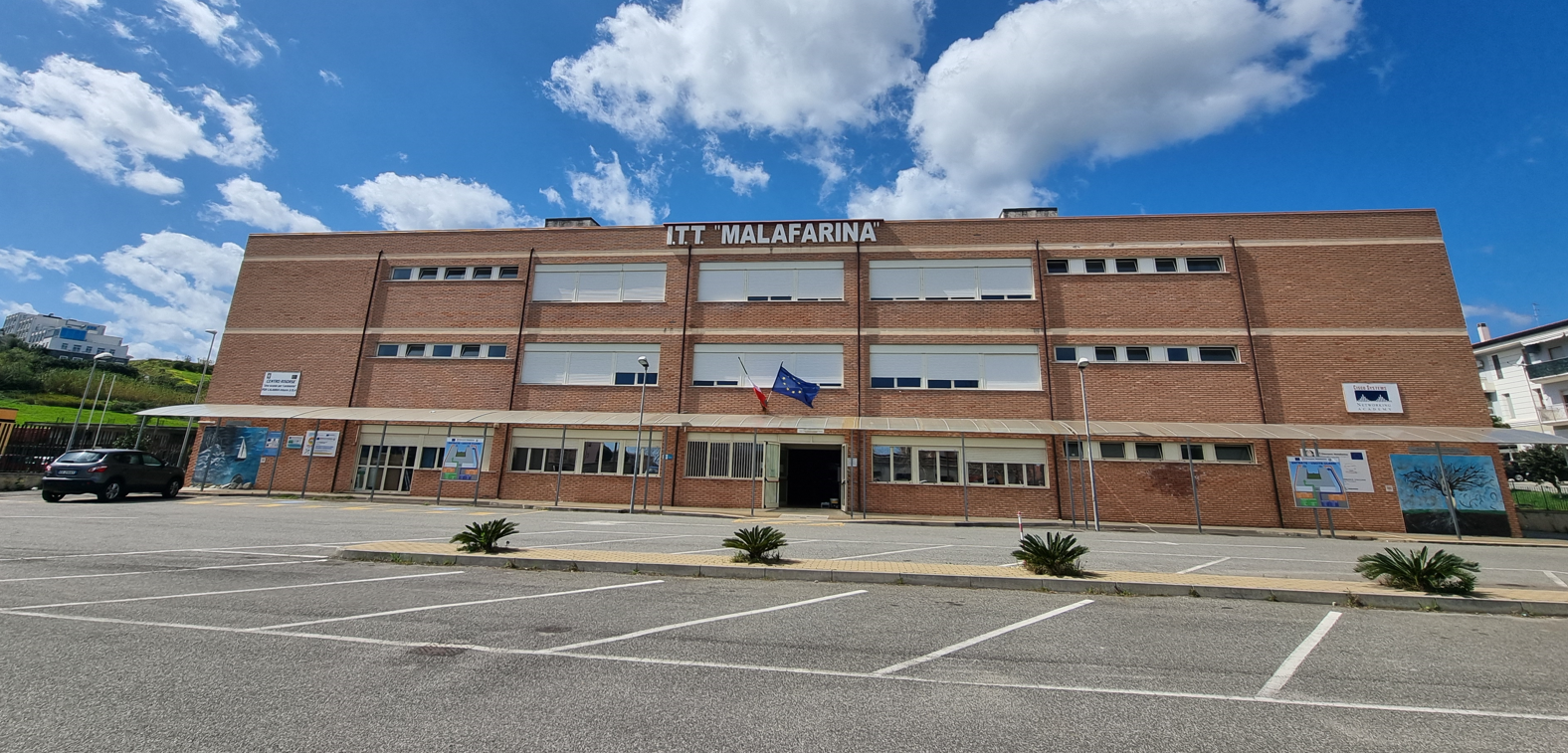 L’Intelligenza artificiale nelle scuole parte dalla Calabria. «Un aiuto concreto per studenti e insegnanti» – VIDEO