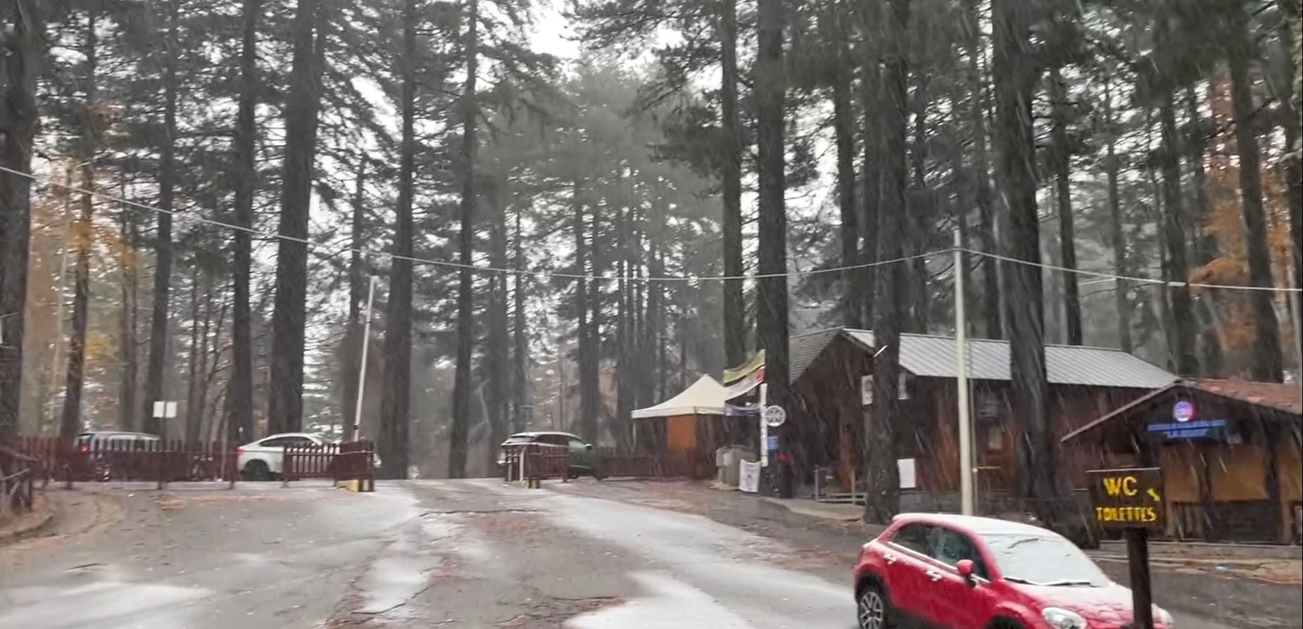 Camigliatello Silano, la prima neve restituisce ancor più fascino ai luoghi – VIDEO