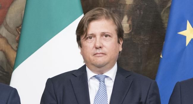 Covid, Sileri: «15-20mila dosi di vaccino entro Aprile»