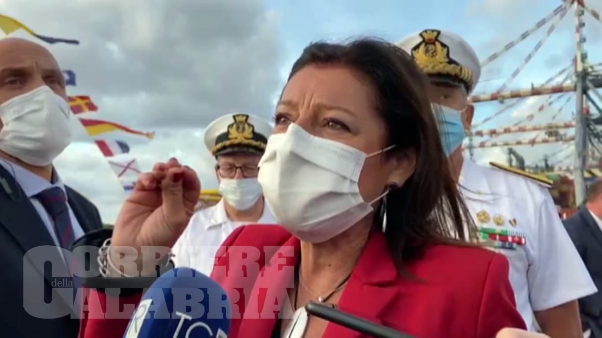 De Micheli a Gioia Tauro: «La strategia sul Porto avrà la continuità necessaria» – VIDEO