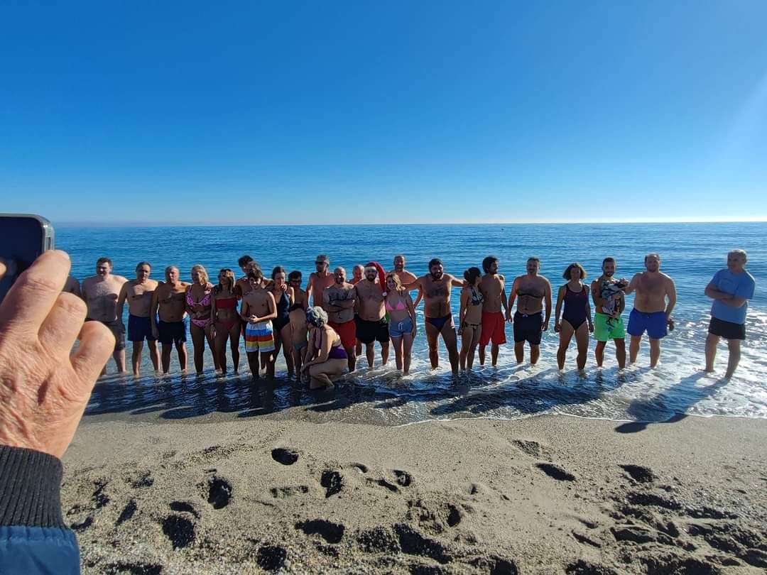 Natale al mare, a Locri in 28 per il tradizionale cimento invernale