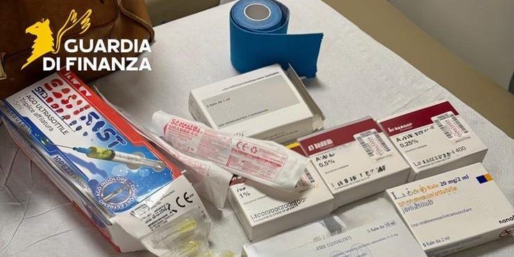 Prestazioni di medicina estetica senza autorizzazione: denunciato un medico a Sibari