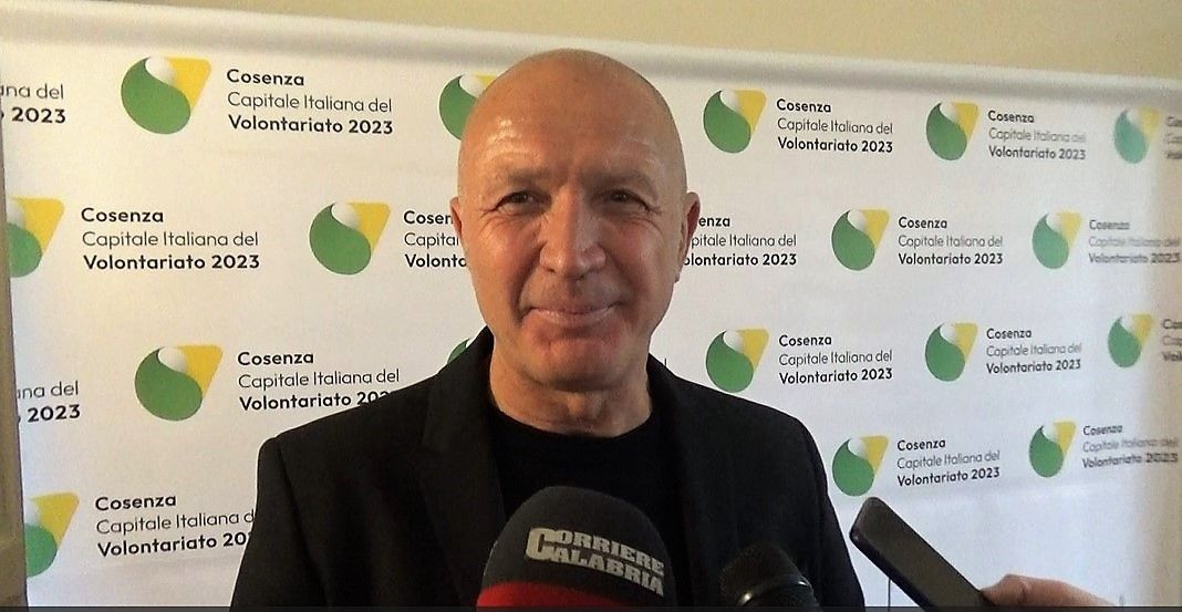 Iannacone: «Le storie sono come un fiore, occorre proteggerle dalle contaminazioni»