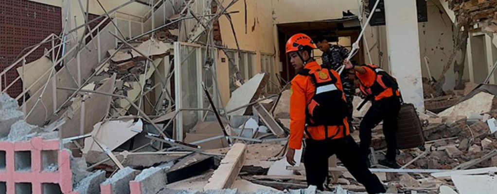 Terremoto devastante in Indonesia, scossa di magnitudo 7,7