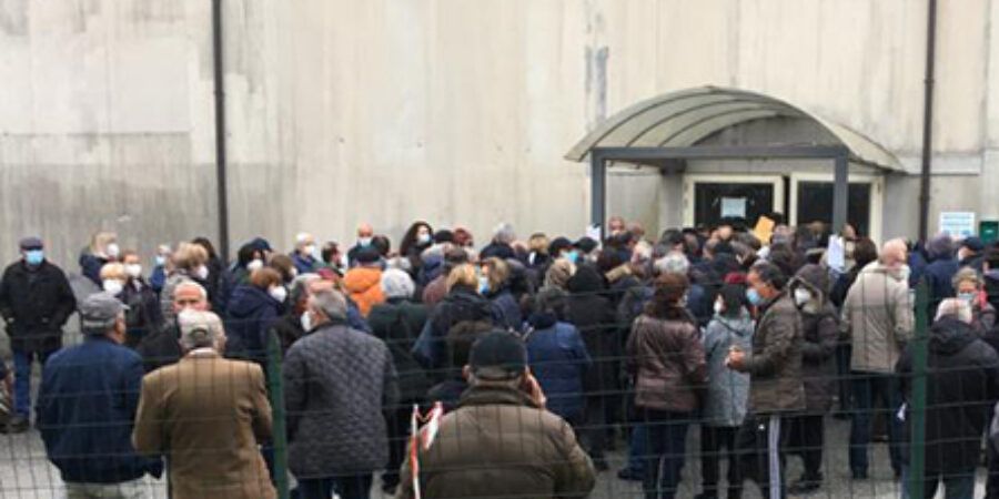 «A Vibo vaccinazioni “selvagge”. L’Asp inventa i criteri»