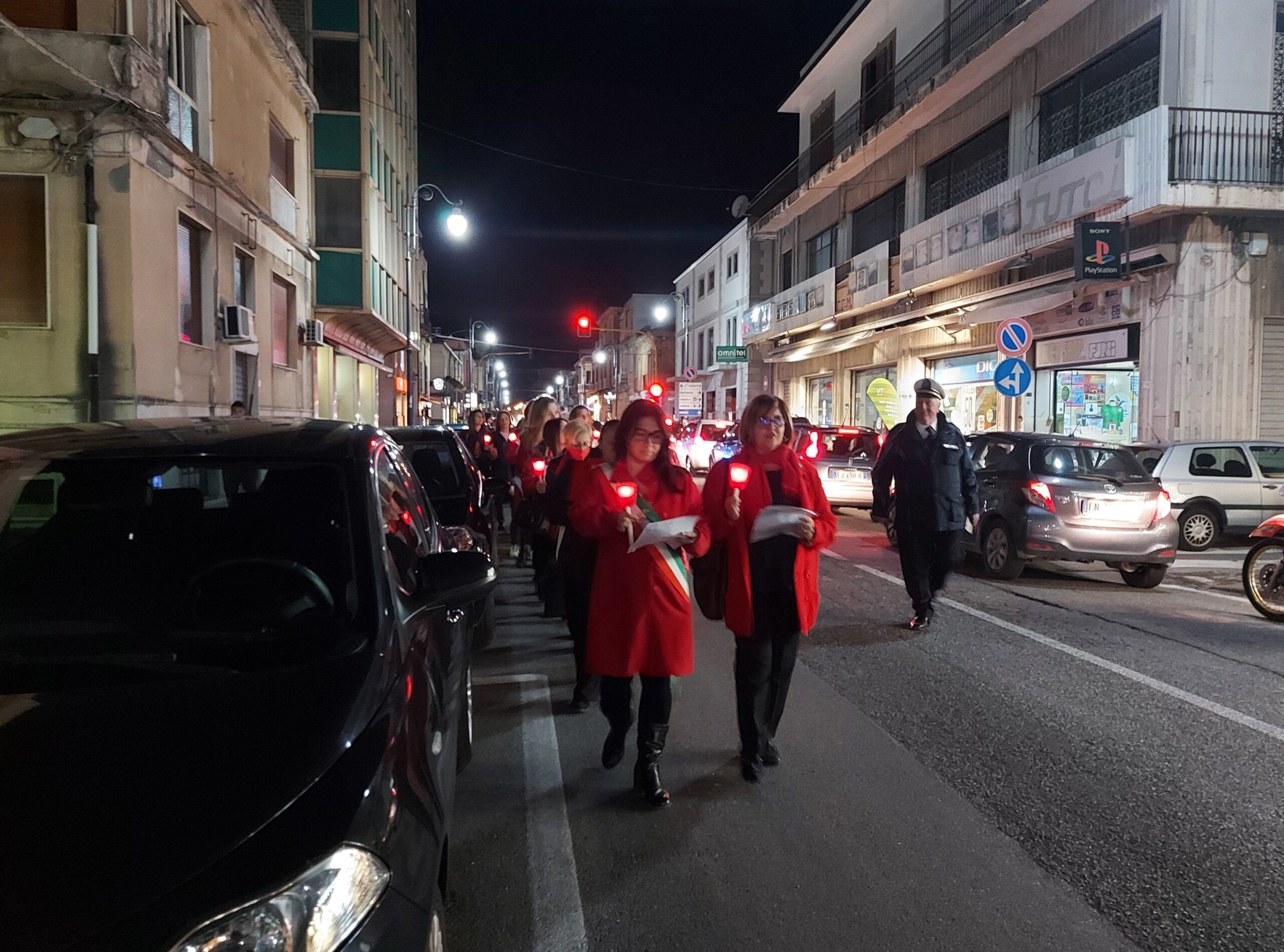 Locri e l’impegno contro la violenza sulle donne. «Cittadini, associazioni e istituzioni insieme per contrastarla» – VIDEO