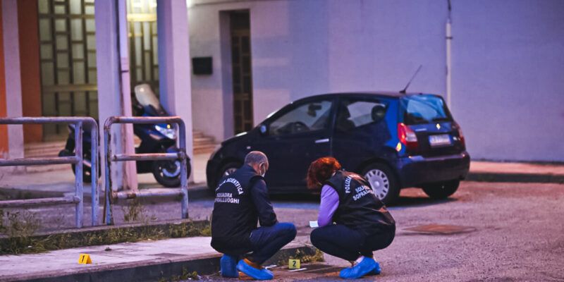 Delitto Morelli, sotto osservazione i cellullari degli indagati