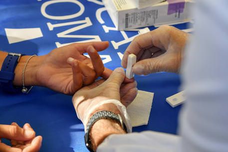 Coronavirus, test sierologici effettuati per il 46% del personale scolastico