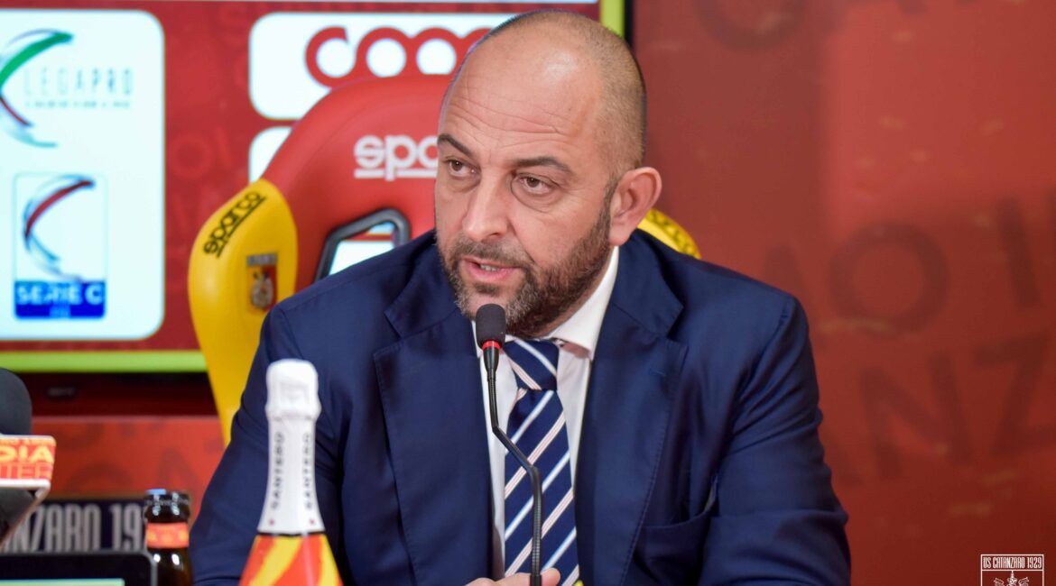 Rivoluzione Catanzaro, dopo Magalini e Vivarini via anche Foresti