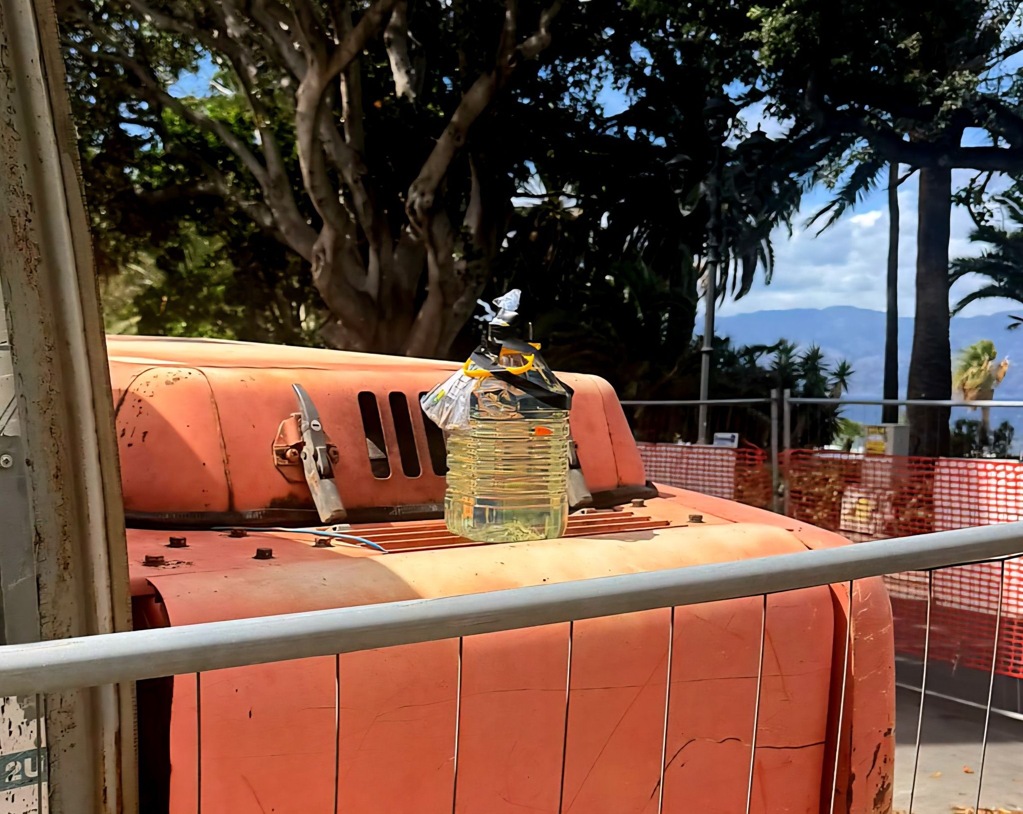 Nuova intimidazione a Reggio Calabria, bottiglia e proiettili sul cantiere Cinema Orchidea