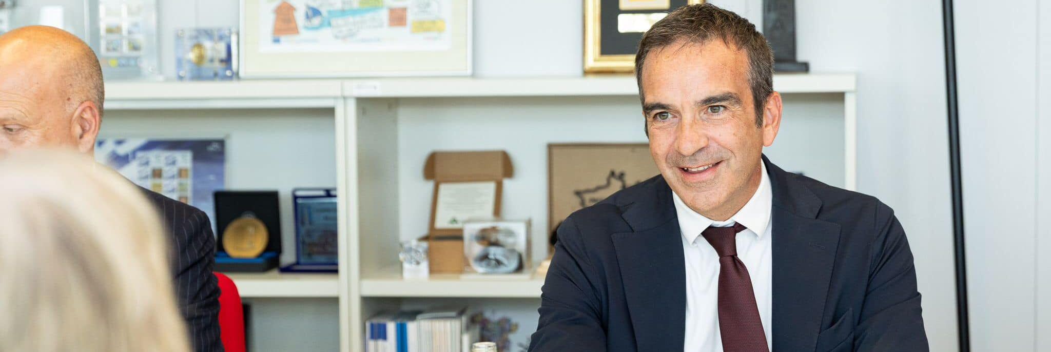 Governatori sui social, Occhiuto tra i più seguiti e «coinvolgenti»