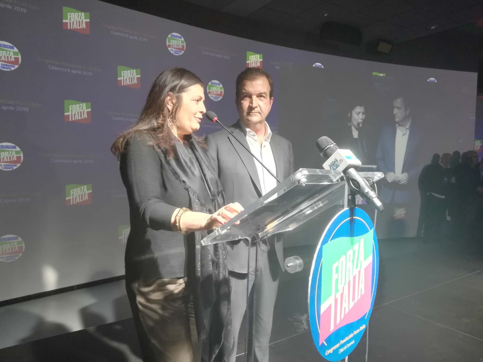 Regionali, i big di Fi “incoronano” Occhiuto: «È il candidato migliore»