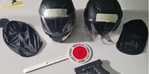 Tentata rapina sventata da un finanziere fuori servizio, due arresti a Corigliano-Rossano