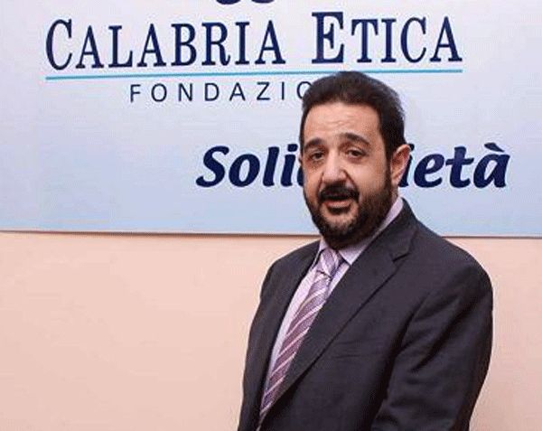 CALABRIA CORROTTA | Ruberto sospeso dal consiglio comunale di Lamezia