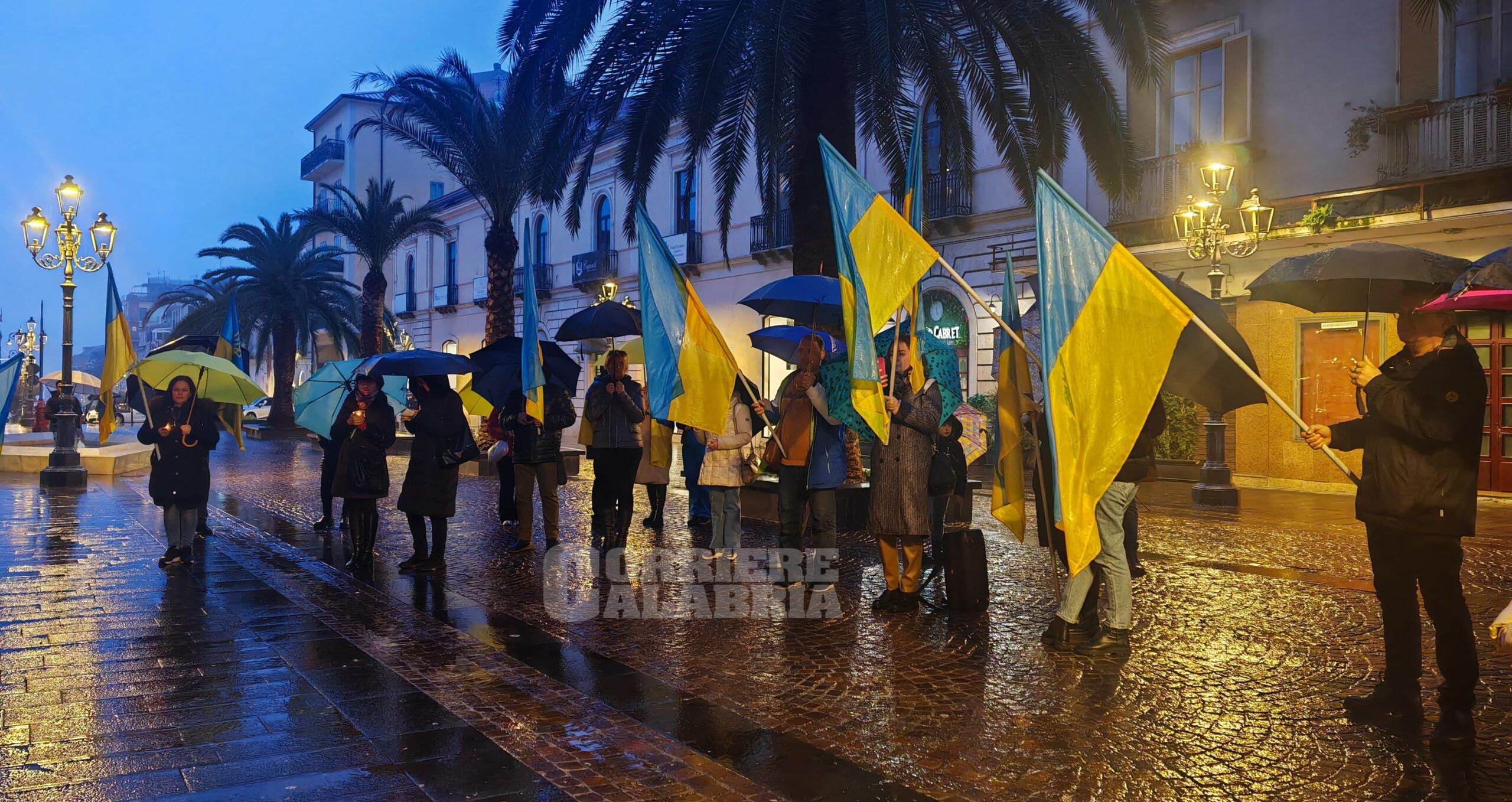 Lamezia, il popolo ucraino si stringe dopo due anni di guerra. «Saremo liberi anche grazie agli italiani» – VIDEO E FOTO
