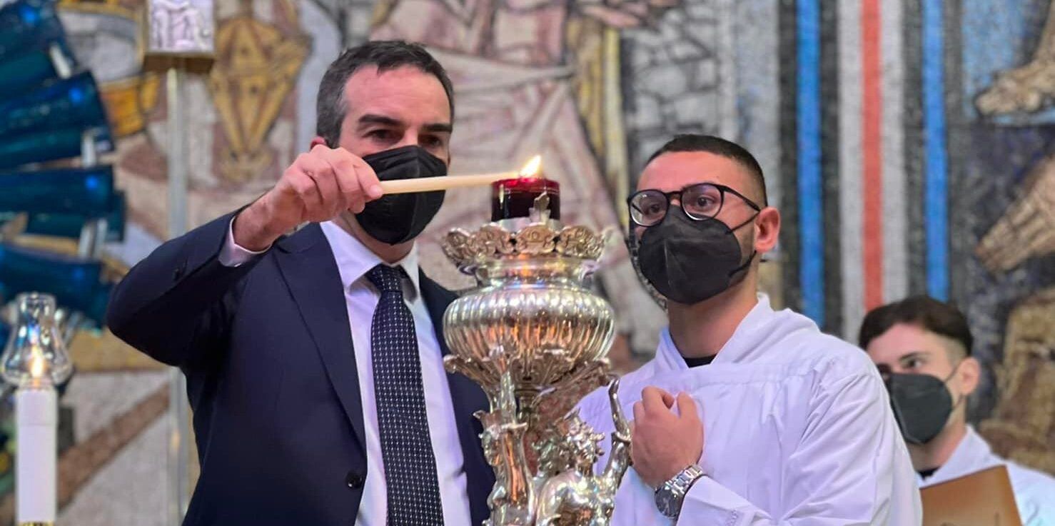 Accesa la lampada votiva in onore di San Francesco di Paola