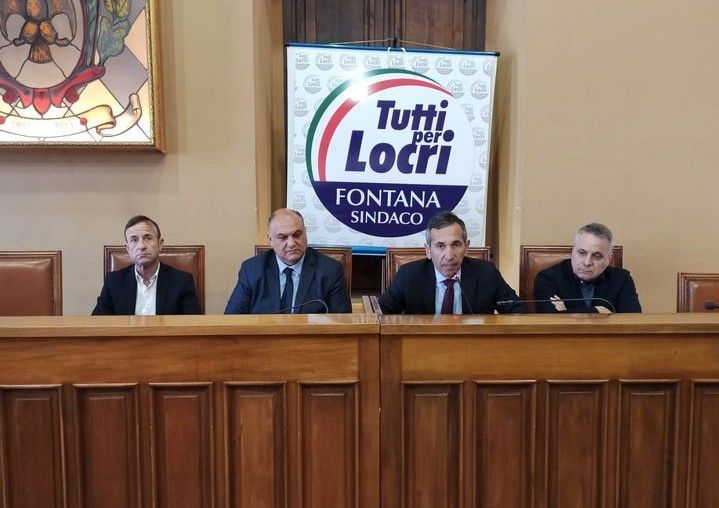 Presentato il progetto politico “Tutti per Locri”. Fontana: «Onorato di essere stato scelto»