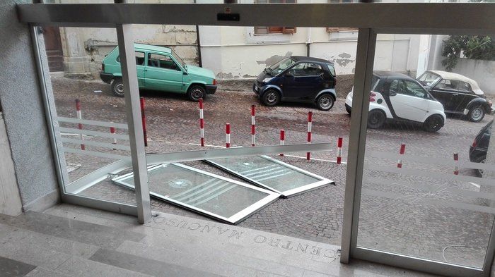 Vento forte in Calabria, disagi a Catanzaro