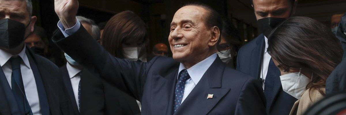Ruby ter, difesa Berlusconi: «In aula non si lavora con il codice morale»
