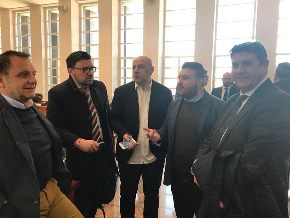 L’ambita poltrona “sospesa” di palazzo dei Bruzi