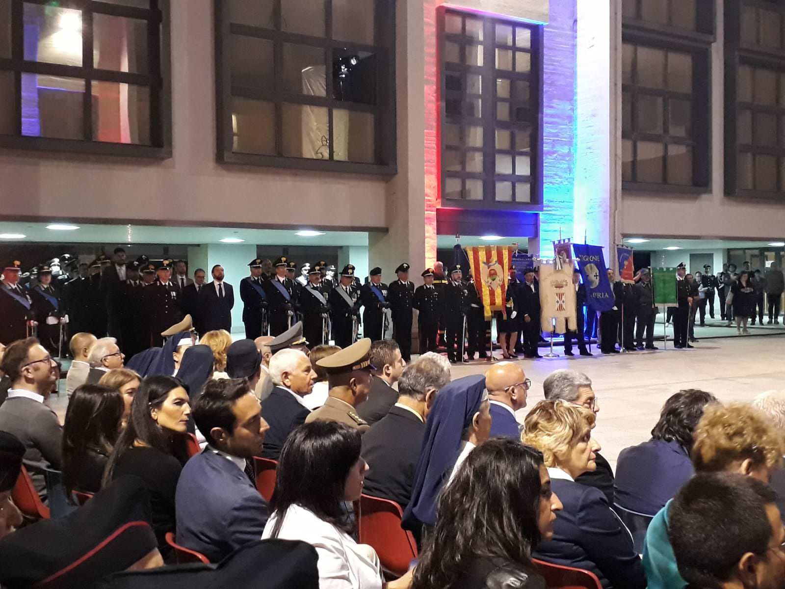 Orgoglio e tradizione, i numeri dell’Arma nella “trincea” calabrese