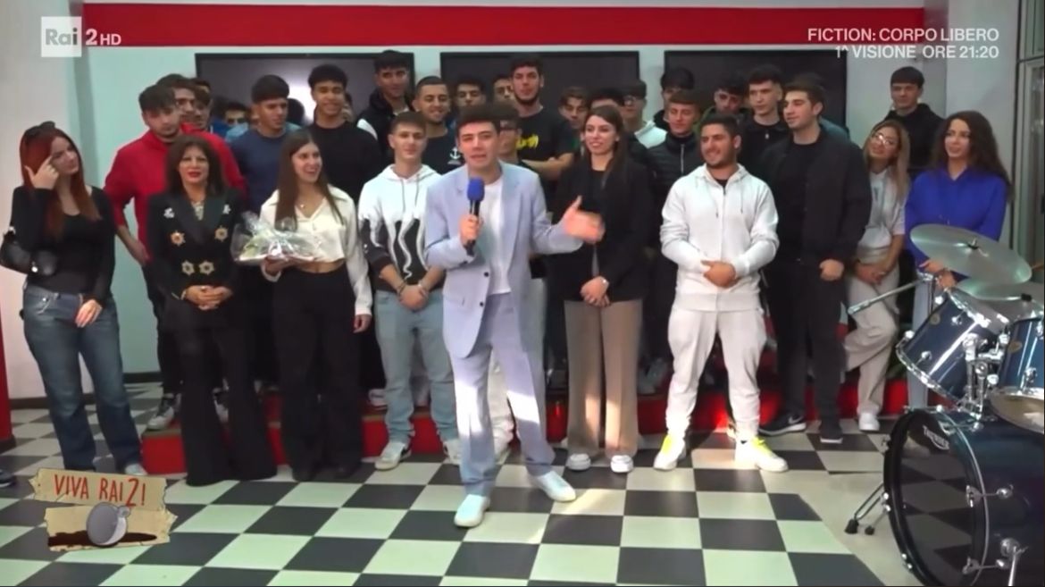 Catanzaro, gli studenti del “Petrucci” in diretta con Fiorello