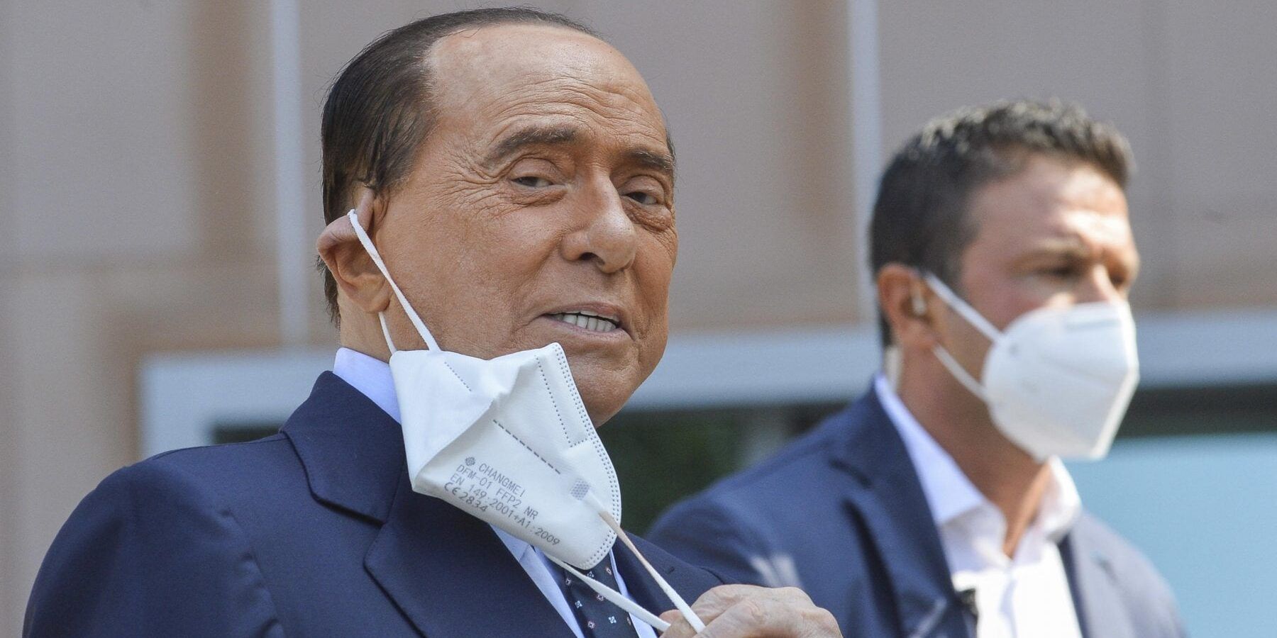 «In un’audiocassetta l’incontro tra Berlusconi, il “Supremo” e uomini dei Servizi. Il Cav dava ordini alla ‘ndrangheta»