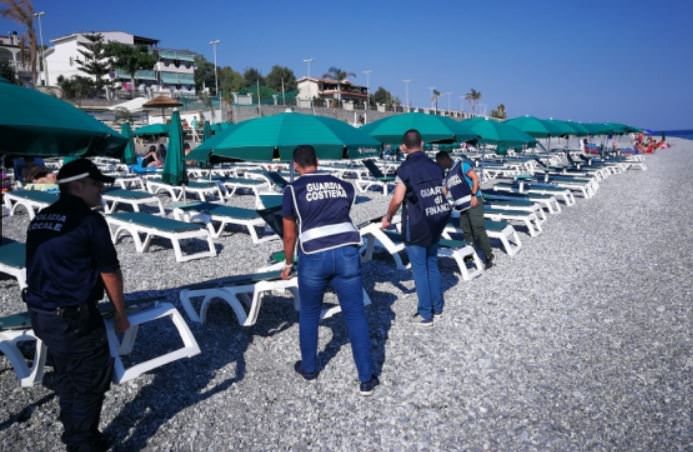 Mare ai tempi del Covid, sindaci del Tirreno scrivono alla Santelli – NOMI
