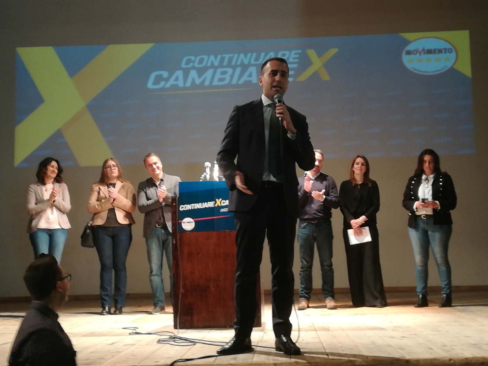Di Maio: «In Calabria abbiamo spazzato via la sanità-bancomat» – VIDEO