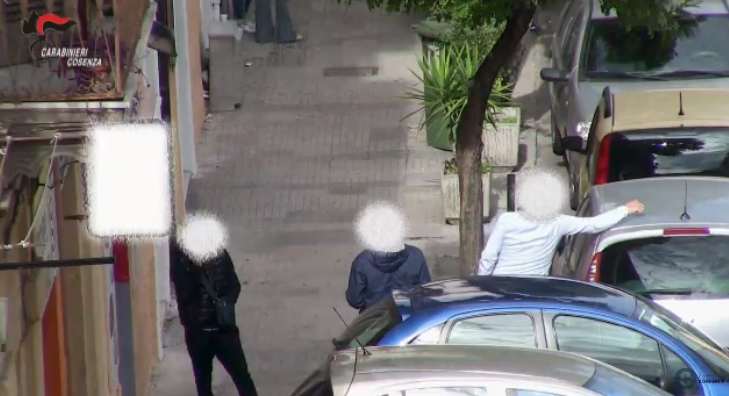 Smantellato un vasto giro di droga nel Cosentino: 47 arresti – VIDEO E NOMI