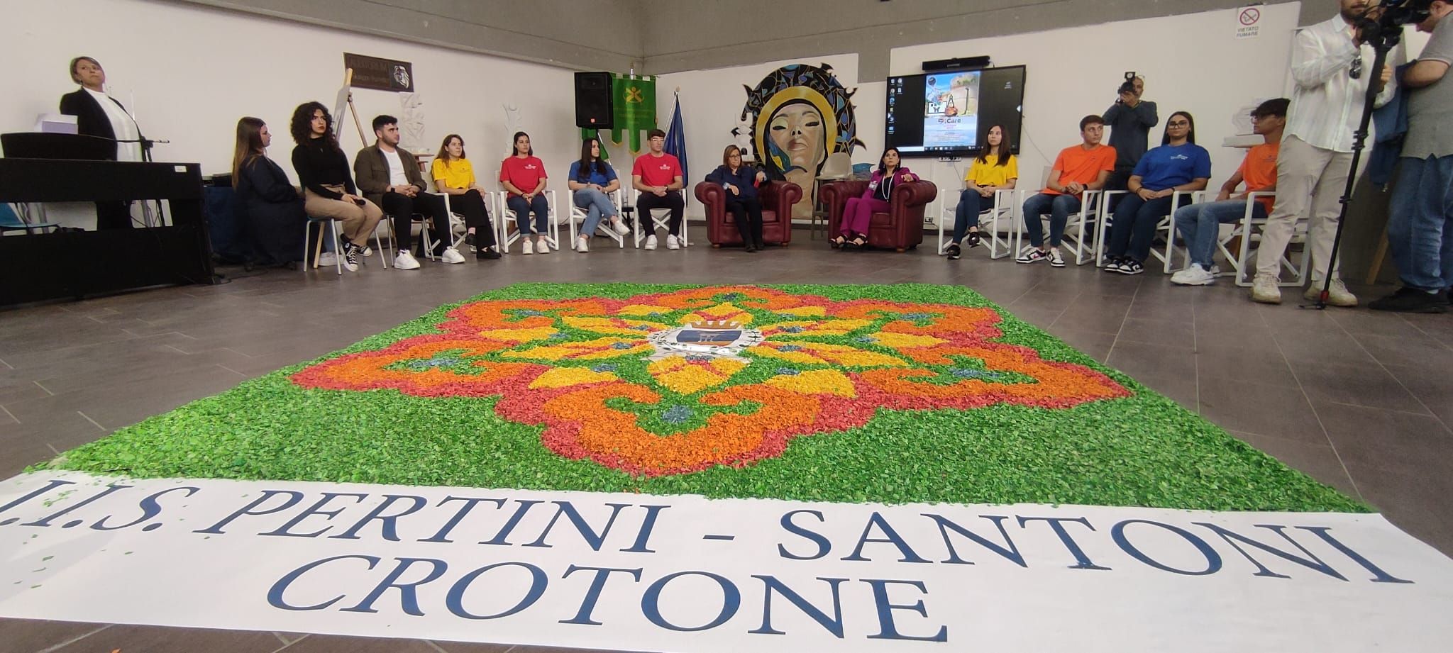 Dimensionamento scolastico, Frassinetti a Crotone: «Nessun taglio»