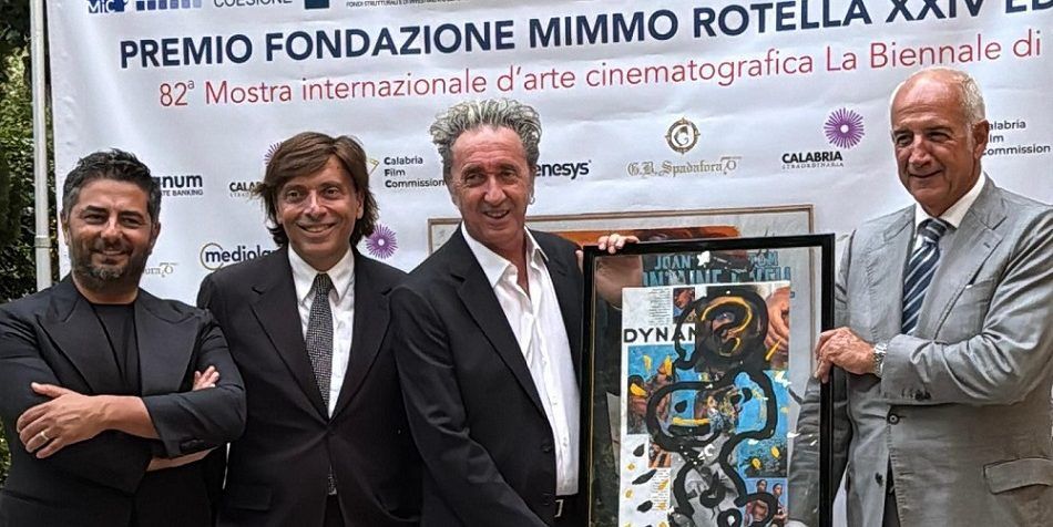 Paolo Sorrentino premiato a Venezia con il “Fondazione Mimmo Rotella 2025”