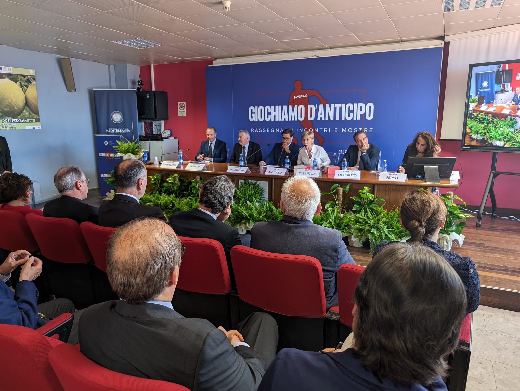 Il direttore del Corriere: «C’è bisogno di più assistenza sui territori e di aumentare le opportunità terapeutiche»