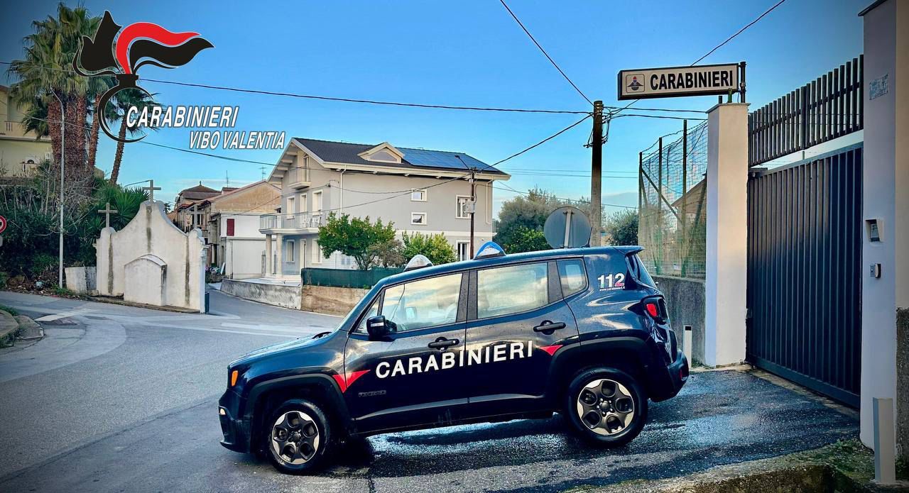 San Gregorio d’Ippona, viola gli obblighi di assistenza familiare e finisce agli arresti domiciliari