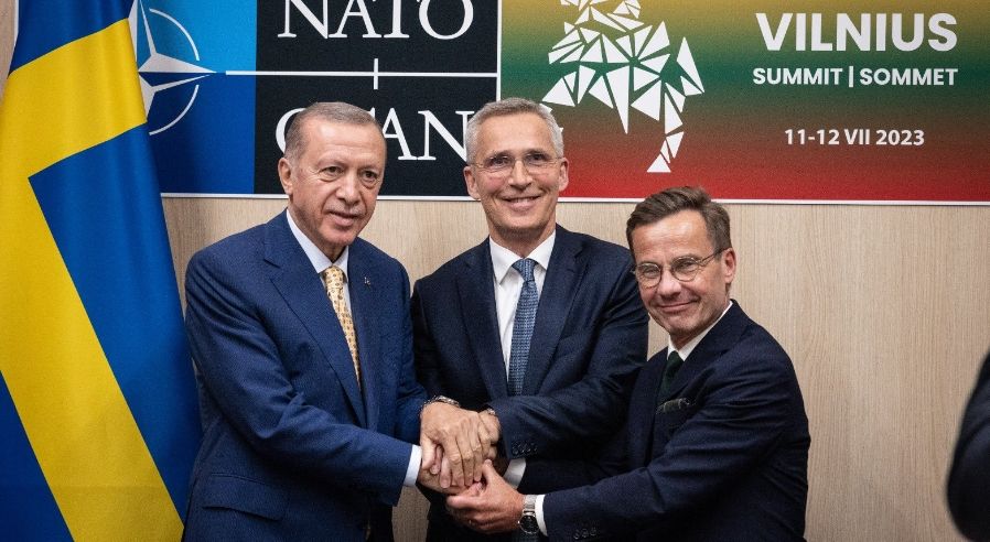 Nato, da Erdogan via libera all’adesione della Svezia