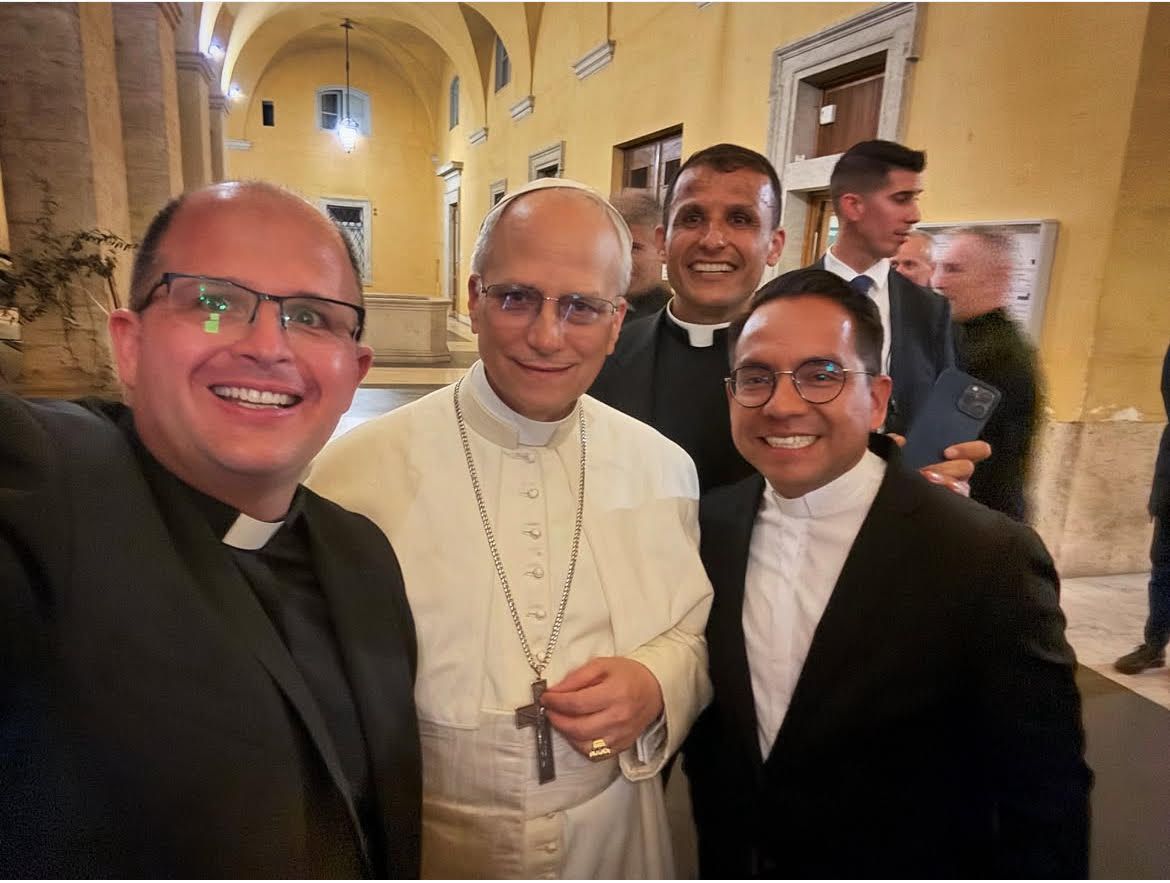 Visita a sorpresa del Papa al Palazzo del Sant’Uffizio – VIDEO