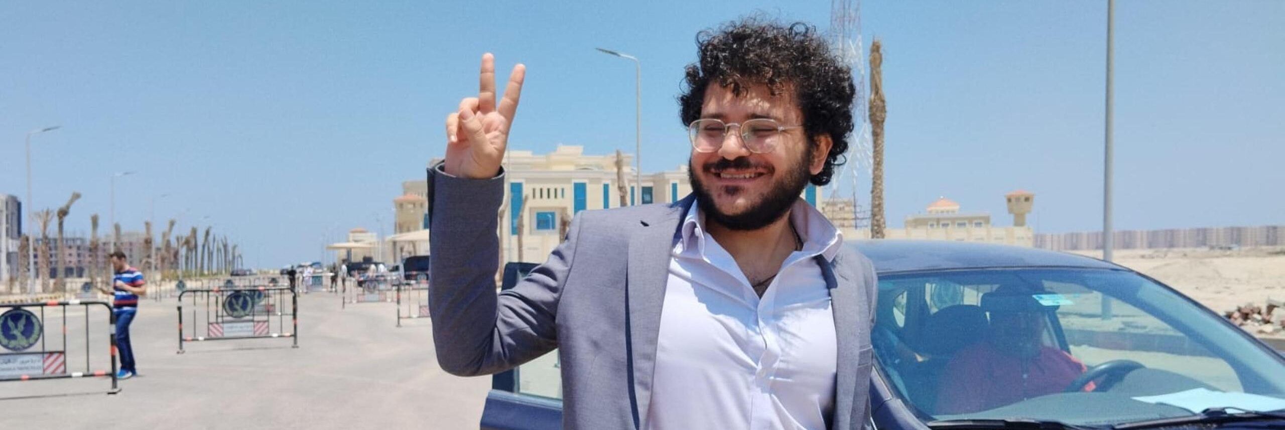 È il giorno del rientro di Zaki in Italia. Meloni: «Non mi aspetto riconoscenza»