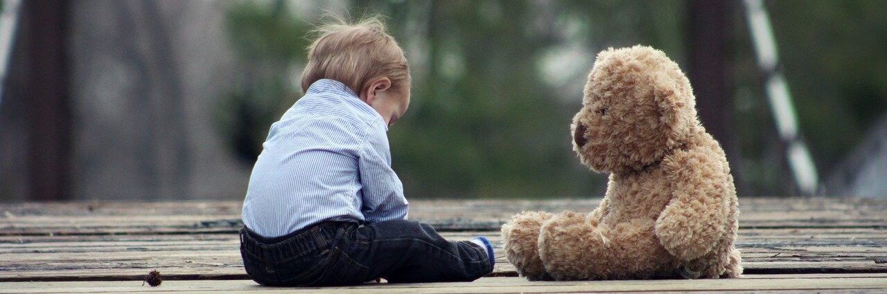 Adottato e abbandonato dopo 5 giorni, condannata una coppia del Cremonese