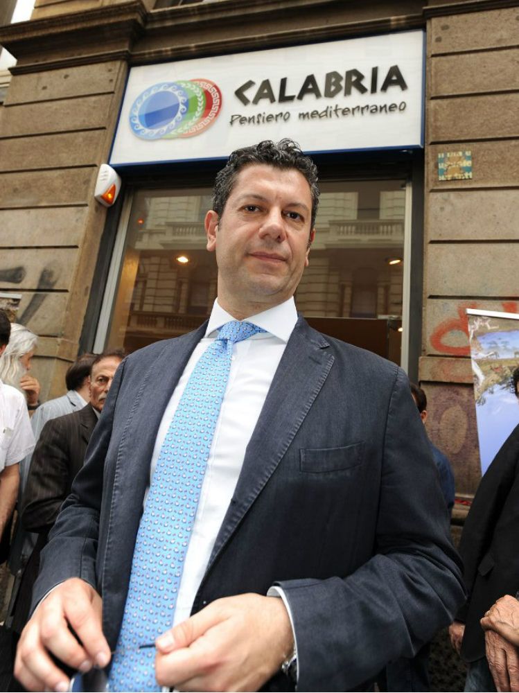 FRASI OMOFOBE | Per Scopelliti critiche anche da destra