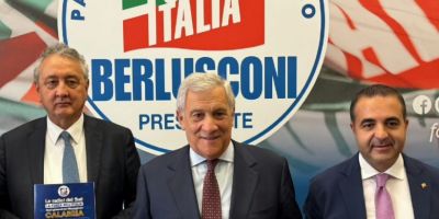 Alta tensione in Fi, scintille tra Cannizzaro e Barelli. «Turnover utile». «Allora lo faremo anche in Calabria…»