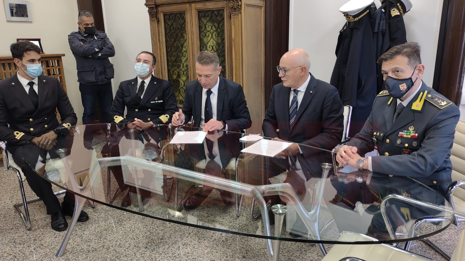 Mare inquinato, la Procura di Vibo fa sul serio (e in anticipo). «Metà dei depuratori non funzionano» – VIDEO