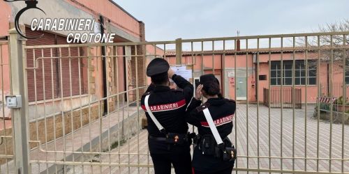 Sequestrato edificio scolastico a rischio crollo a Isola Capo Rizzuto