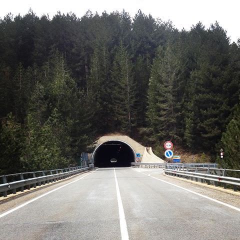 Statale 107, chiude il tratto di Spezzano