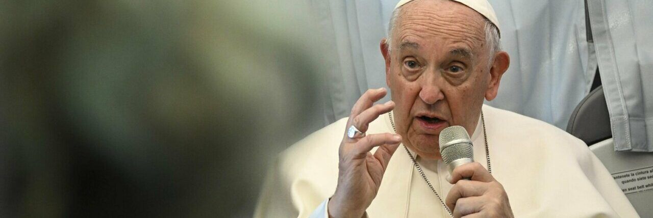 Il Papa: «La guerra è una sconfitta, servono 2 Stati»