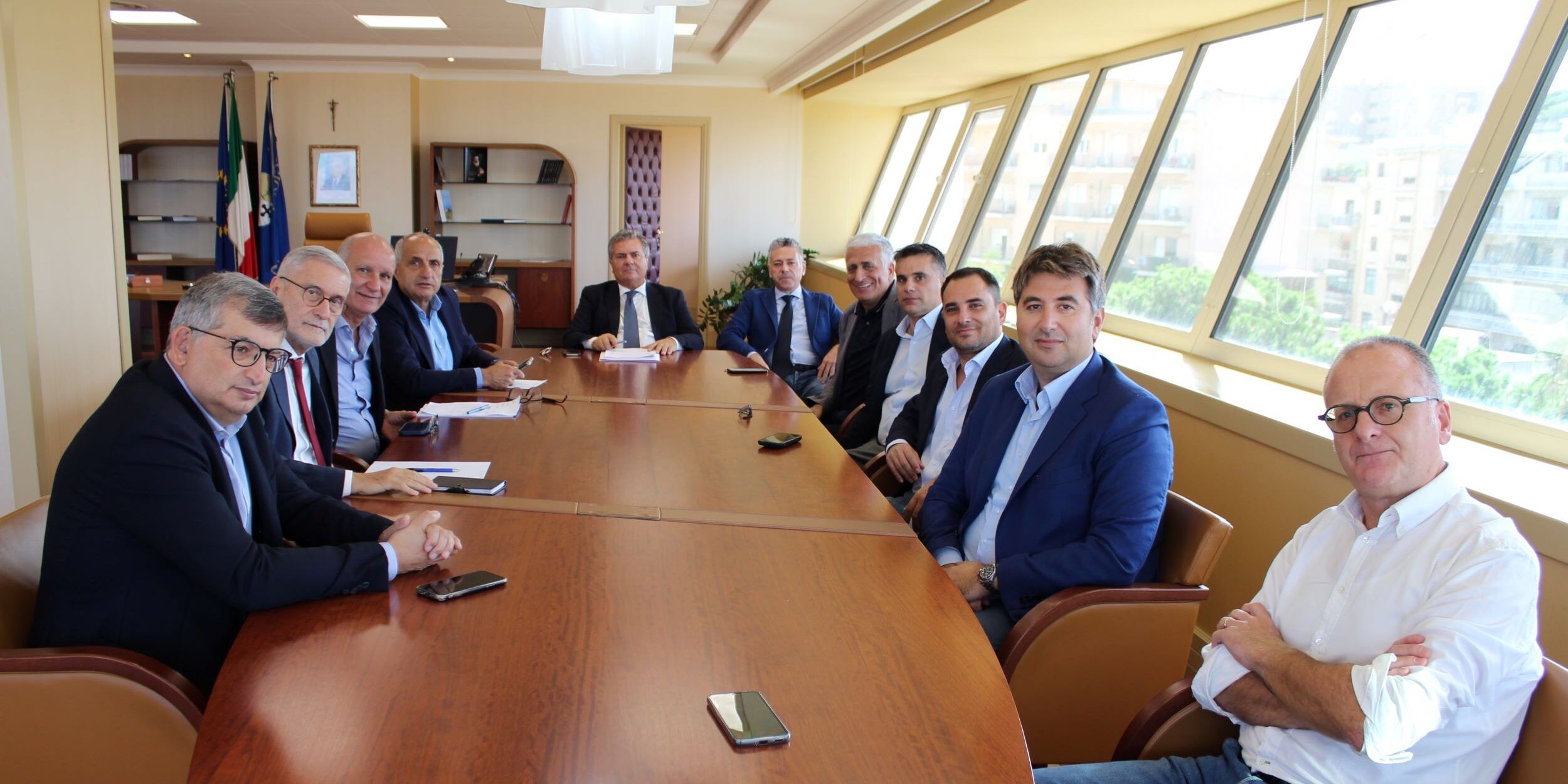 Un premio alle imprese resistenti alla ‘ndrangheta, la proposta di De Masi trasmessa alle Commissioni