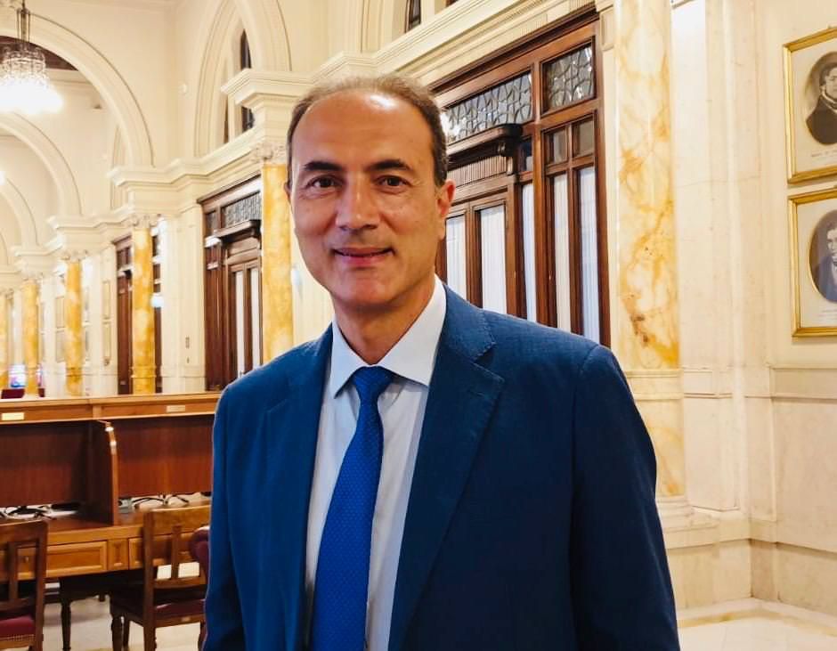 Covid, Giannetta ai docenti e al personale Ata: «Fate i test sierologici»