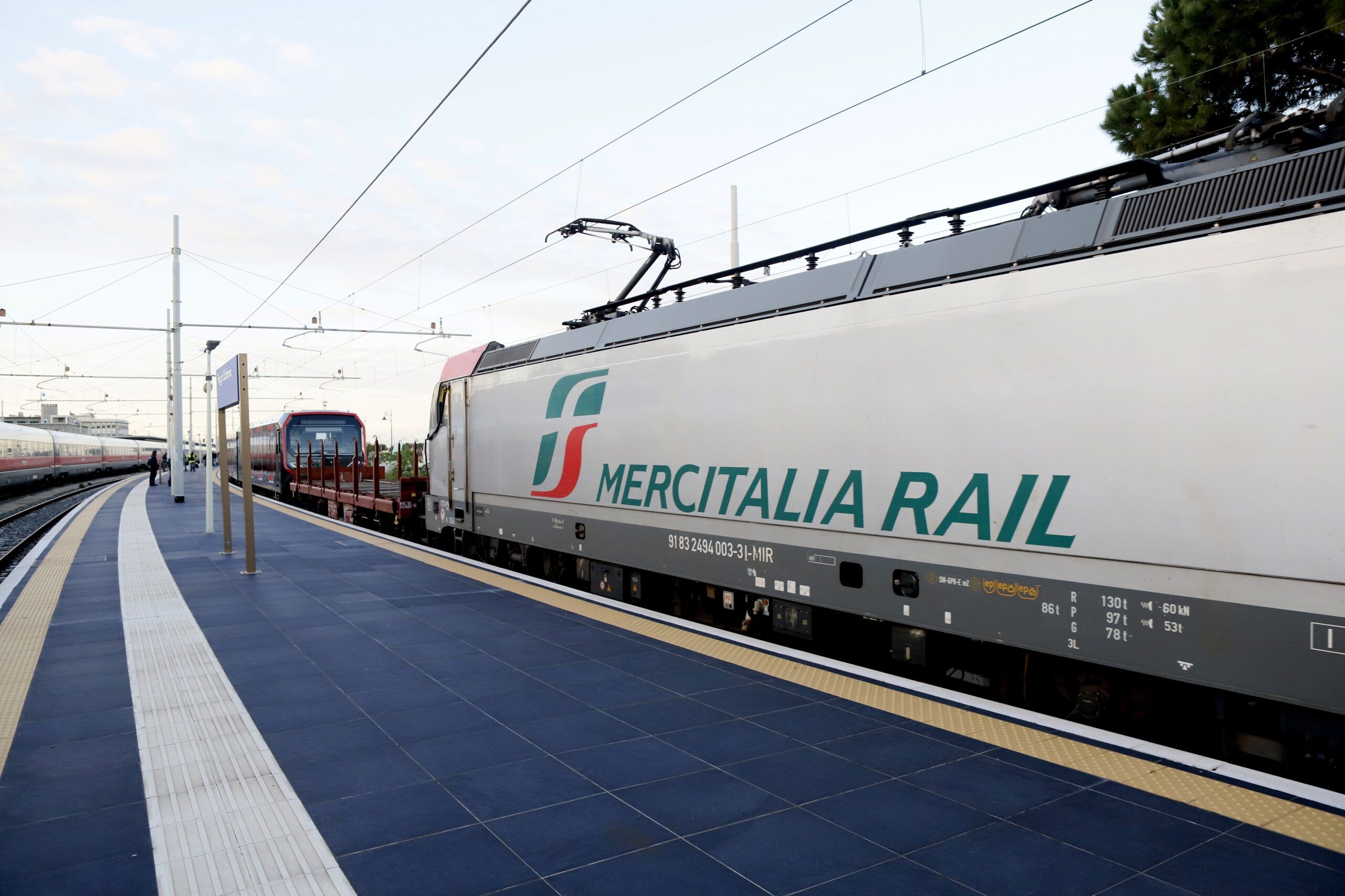 In viaggio verso Milano i convogli prodotti da Hitachi Rail a Reggio Calabria