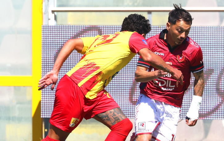 La Reggina batte il Sambiase ma resta terza. Sfuma il sogno serie C