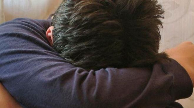 Abusi di un prete su un minore, il ragazzino conferma